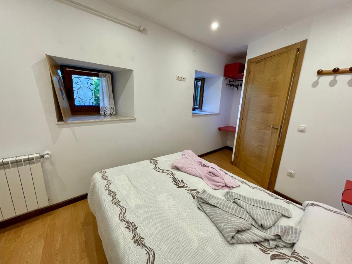 Apartamento Turistico Con Precioso Jardin - Los Gayoles Rural Castropol Bagian luar foto